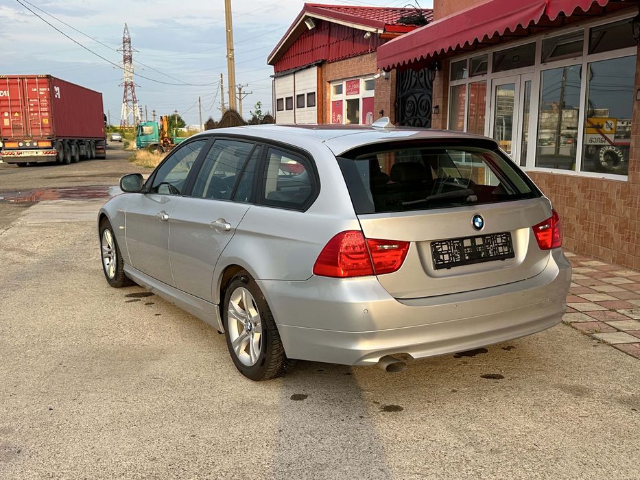 BMW 3 Series 2011 — imagine 4