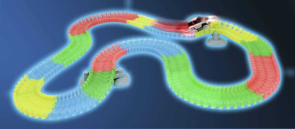 Фантастично състезателно трасе- кола и писта 162 части