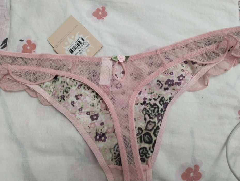 Нижнее бельё,стринги