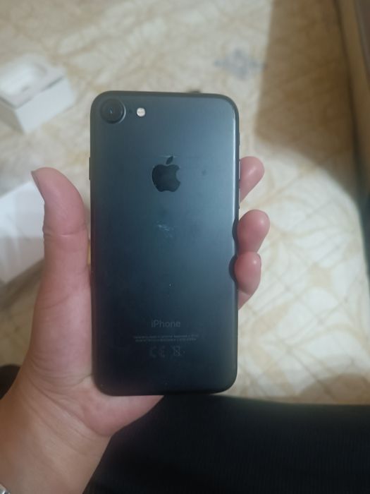 Продам  lphone 7  32.гб