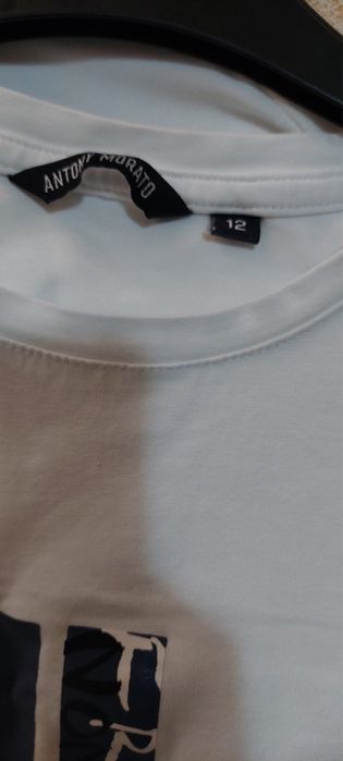 Лот от две тениски