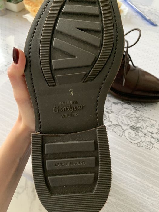 Продам мужскую обувь