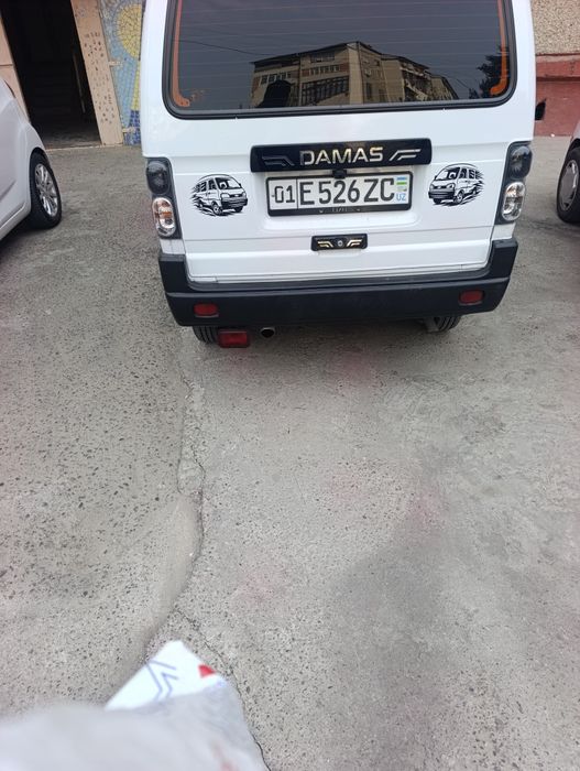 Продам задние фары