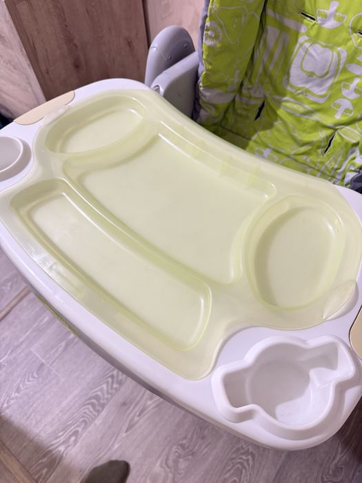 Продам стульчик для кормления