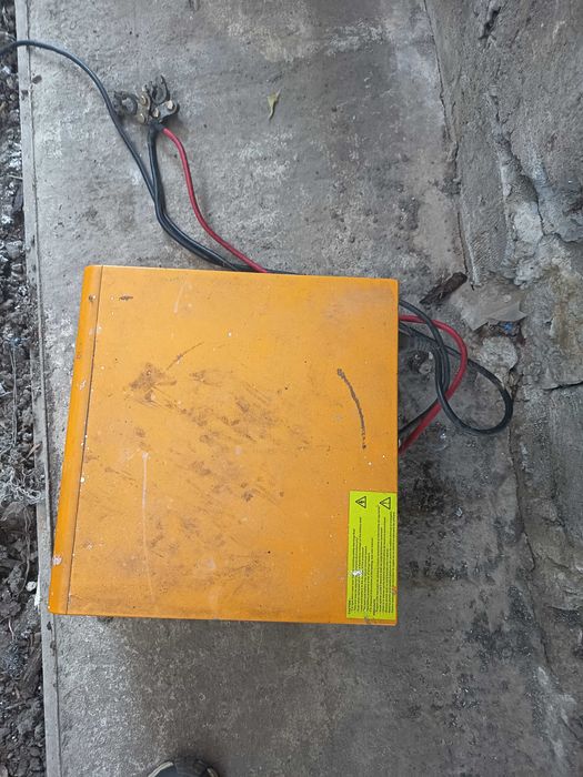 Ups well comander 300 w
