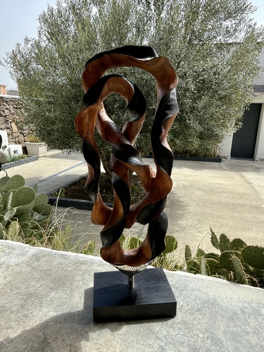 Скулптура / статуя от дърво и метал