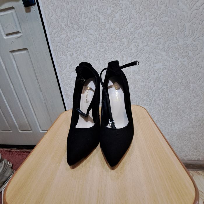 Женские туфли (новые)