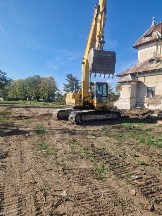 Excavator  komatsu pc210lc