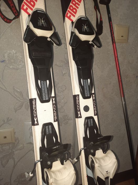 Продам горные лыжи Atomic