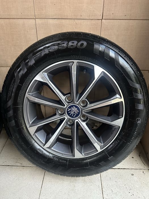 Продам шины состояние как новые