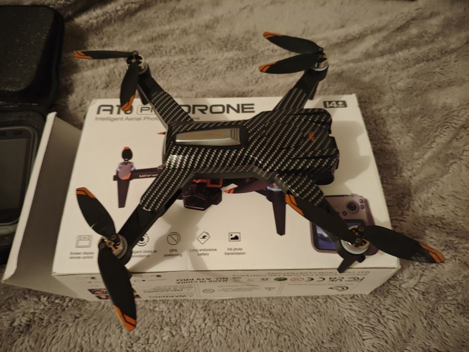 Продам дрон  почти новый