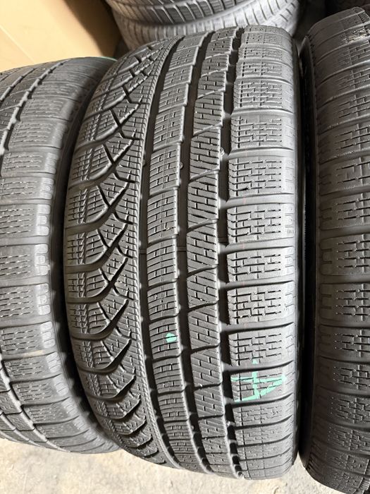 4 anvelope iarna 245/45/19 , Pirelli , DOT 2023 , 6.5 mm !