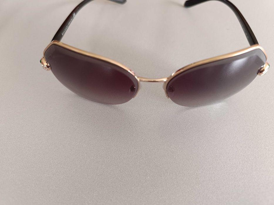 Като НОВИ Оригинални BVLGARI слънчеви очила! Пазарна цена >200€, Моя цена 100€!