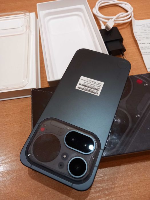 Nothing phone 4a pro нов бартер възможно