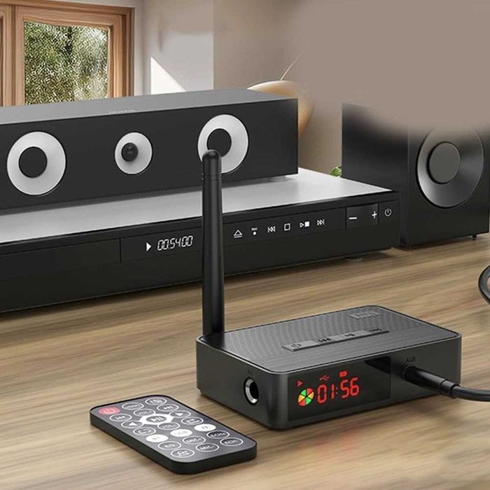 Безжичен стерео аудио приемник и предавател D400, Bluetooth 5.3, Авто