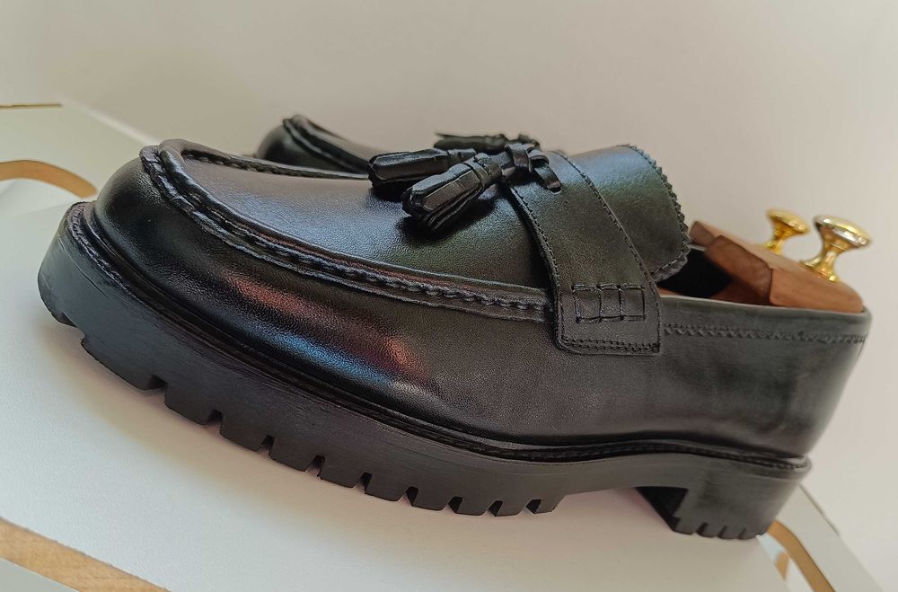 Pantofi loafer 42 42.5 premium tassel Walk London NOI piele natuala