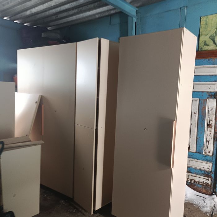 Продам шкафы в хорошем состоянии