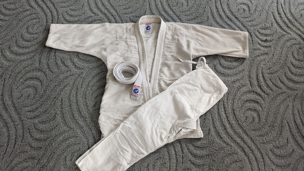 Кимоно для  каратэ