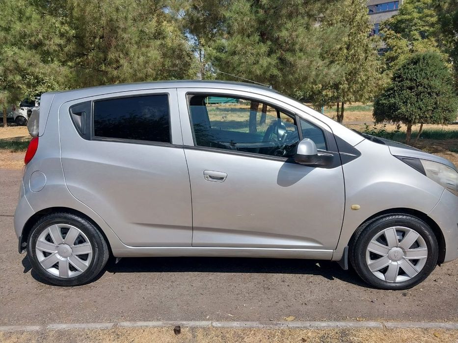 Продам авто Spark