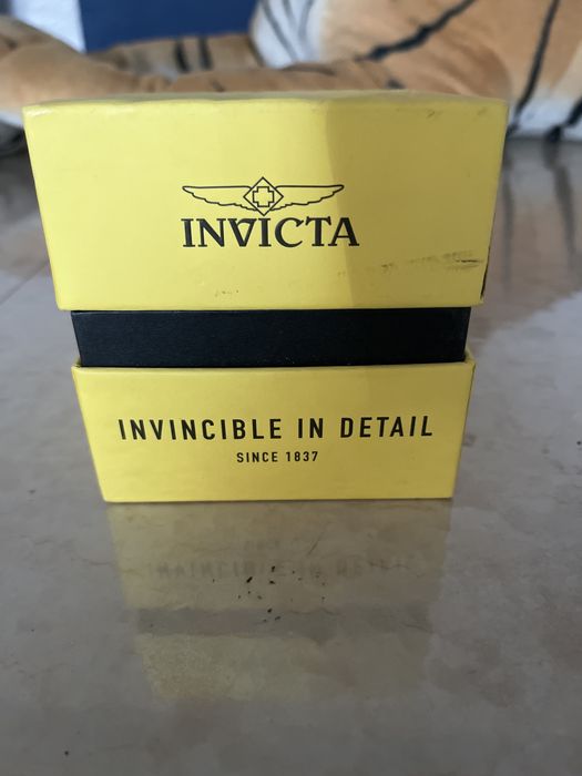 Продаю мужские часы INVISTA