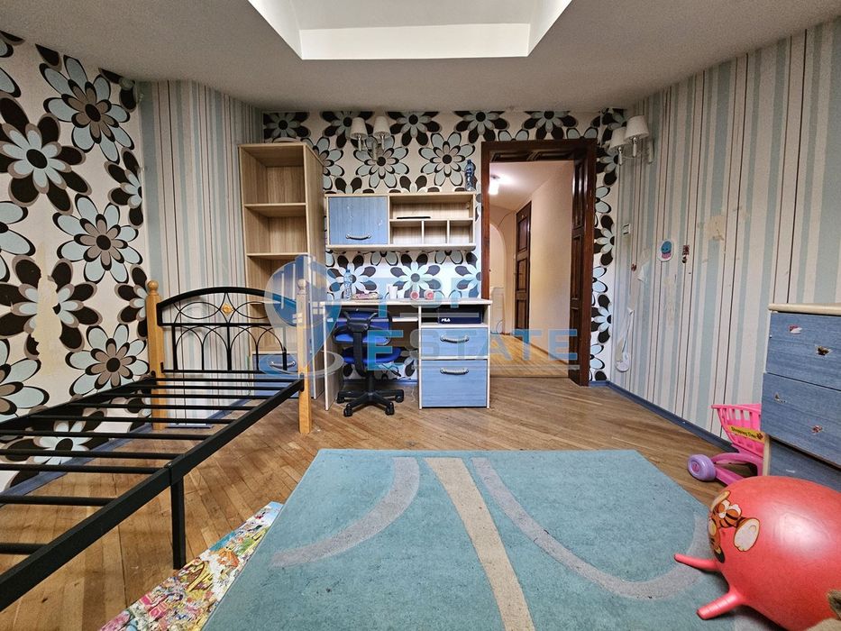 Продава се Мезонет в Велико Търново, Център - 180 кв.м за 1056 €/кв.м - Снимка #10