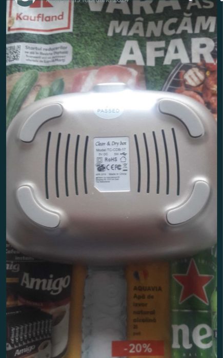 Sterilizator pentru curatat proteze auditive