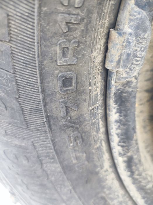 Пара зимних в хорошем состоянии