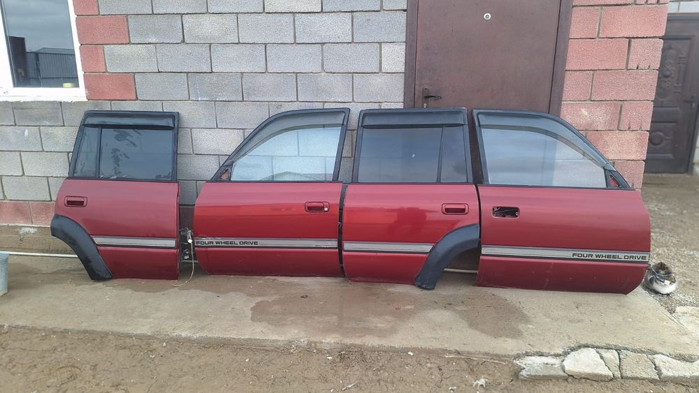 Двери автомобиля