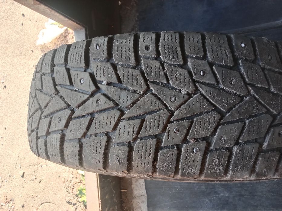 Продам зимние шины