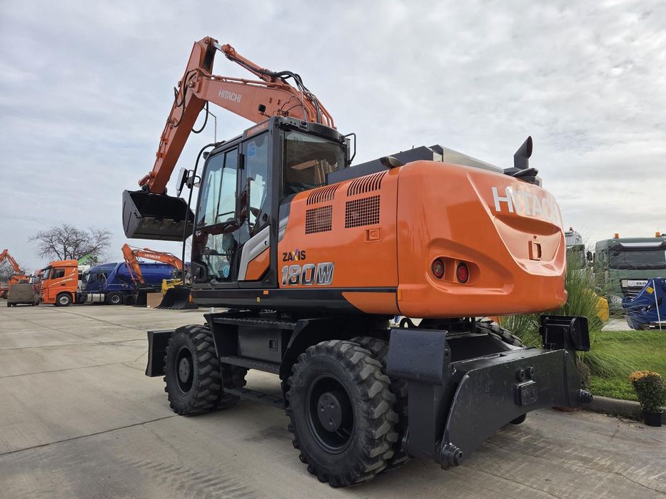 Hitachi PE ROTI, 20t, Cupa NOUA 1,2mc, 2022, 4.565h, LAMA NIVELARE si CALE, inst picon pe brate, consum mediu 7 litri pe ora, Ad sapare 6m, ridica 7 tone, latime 2,49m, Inst picon, camera spate, camere laterale, ULTIMA GENERATIE seria 7,  PROMOTIE-116.900