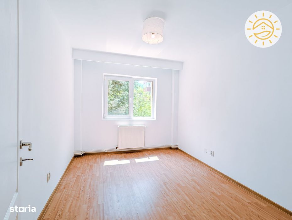 Ap. 4 camere Racadau cu priveliste spre Tampa liber