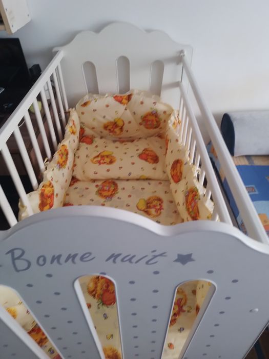 Кроватка маятник