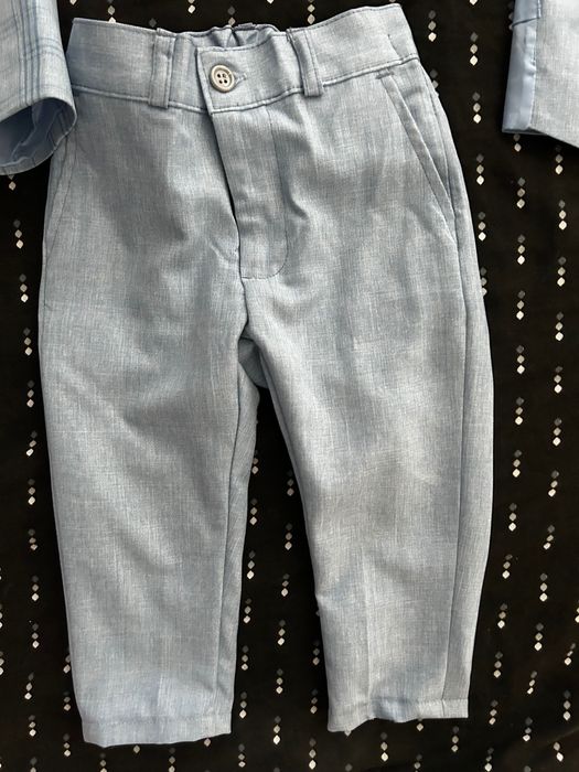 Официален детски костюм от три части  в синьо