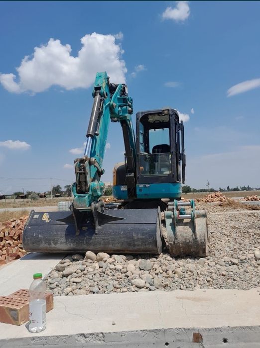 Услуги мини экскаватора аренда блоха мини экскаватор