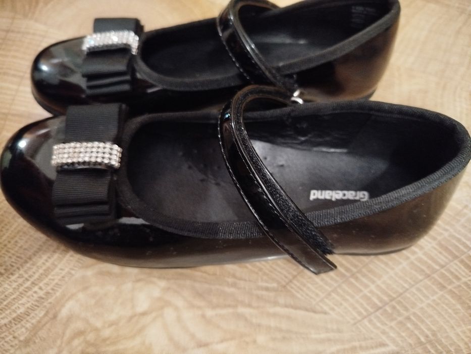 Детски обувки номер 32