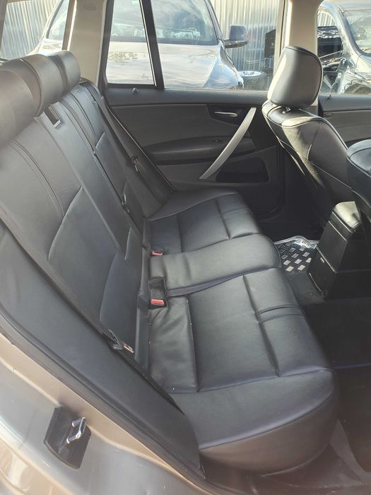 Dezmembrez Bmw x3 e83 an 2006 motor 2.0 d 150 cp M47 carlig remorcare far faruri stanga dreapta etrier etriere planetara stanga dreapta fata spate
