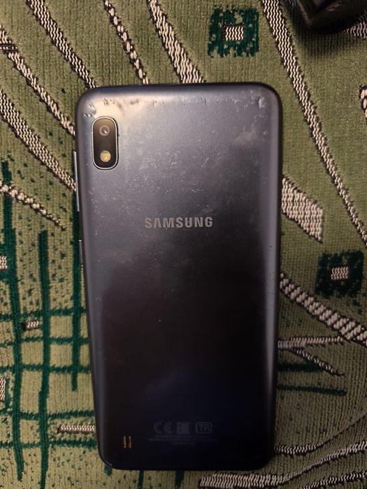 Продам смартфон Samsung J7