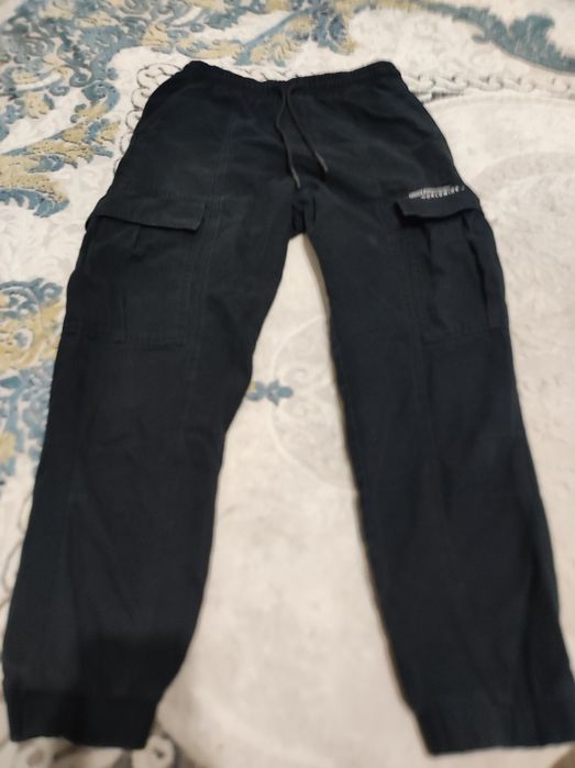 Продам трико и джинсы