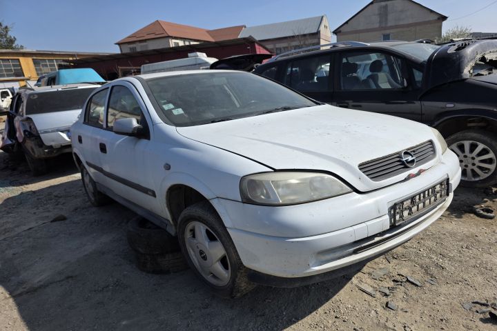 Lampa / Tripla stop dreapta pe aripa Opel Astra 1998 1.2 MT (65 hp)