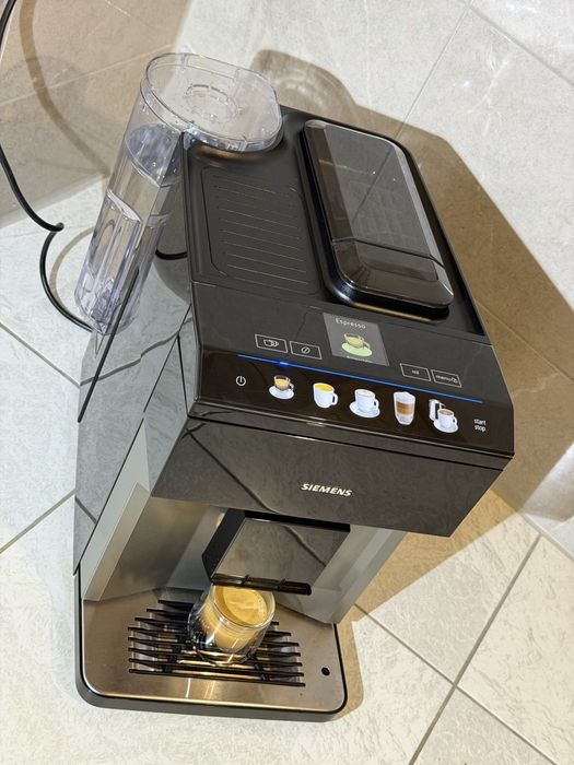 кафемашина кафеавтомат Siemens EQ.500 Classic  с гаранция