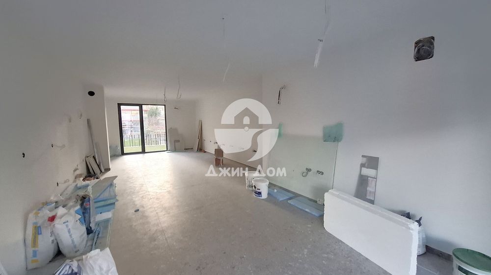 Офис в луксозна сграда в гр. Несебър