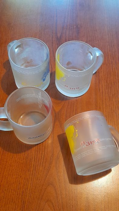 Стаканы  и  рюмки.