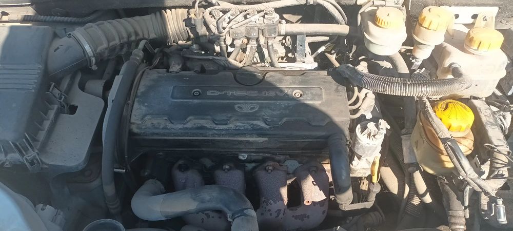 Деу Такума 2.0 бензин,на части