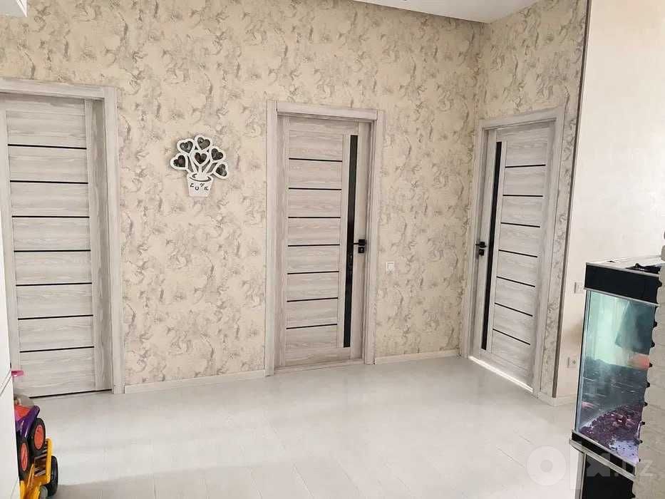Новостройка , 3/5/8, 90м2 Ориентир: улица Паркентская евро !!