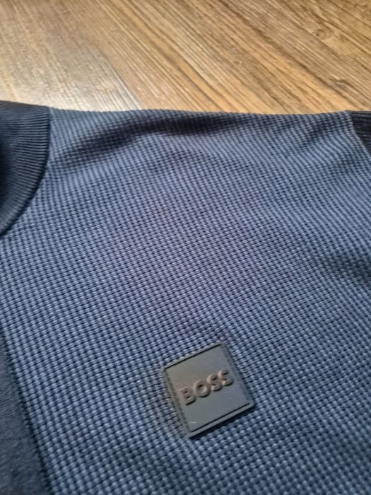 Страхотна мъжка жилетка HUGO BOSS размер 2XL