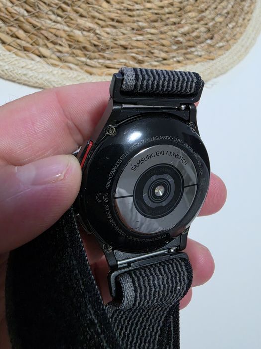 Vând Samsung watch 4 clasic 42 mm !!!