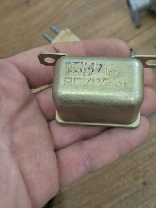 Vand piese Lada 1200, set segmenti,pivoti,,etc