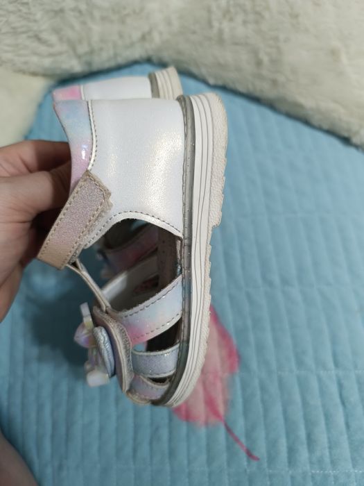 Босоножки детские р 25