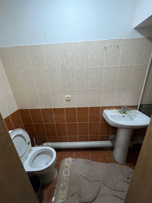 сдаётся половина дома с двумя комнатами