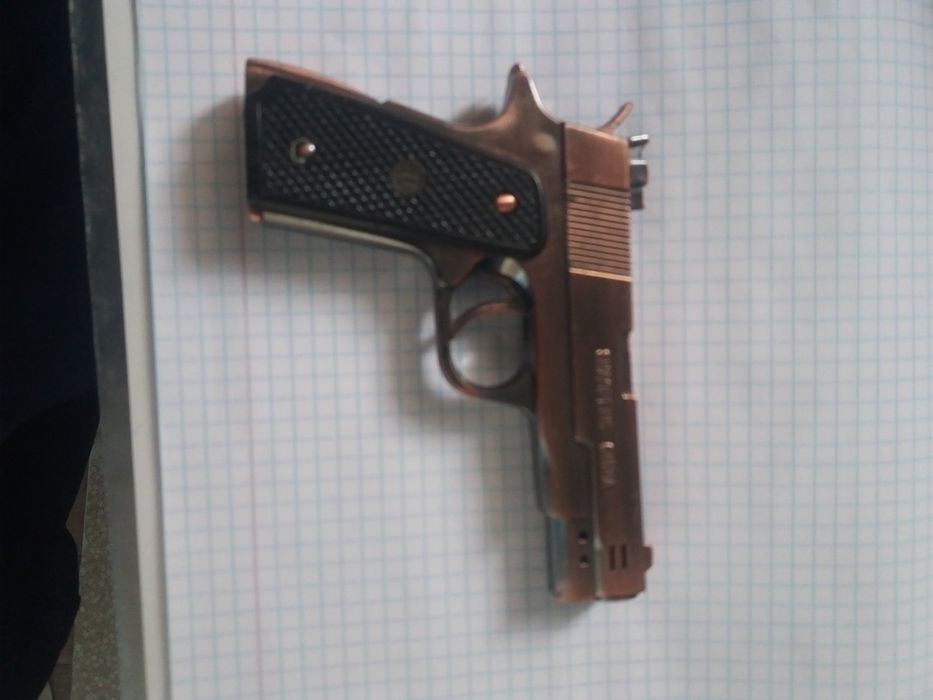 Зажигалка пистолет